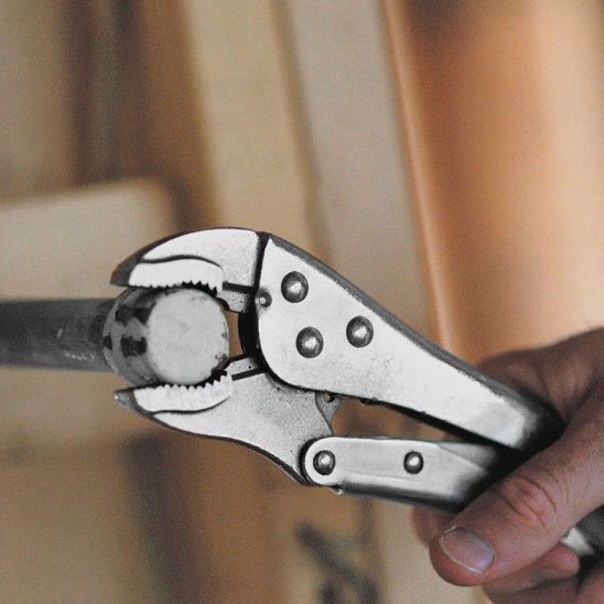 maintien objet pince etau