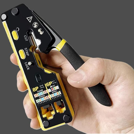 Ergonomie main tenant pince a sertir