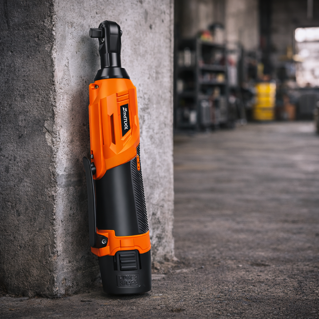 clé à cliquet sans fil debout