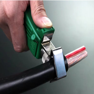 dénudage avec pince à dénuder