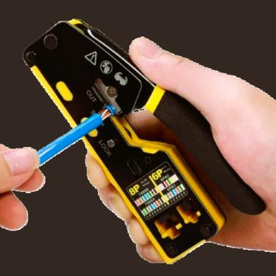 denudage cable avec pince a sertir