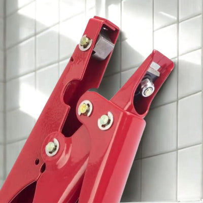 la pince a sertir ouverte