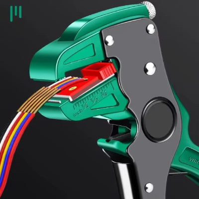 la pince à denuder et câble