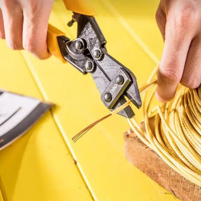 le coupe boulon en action