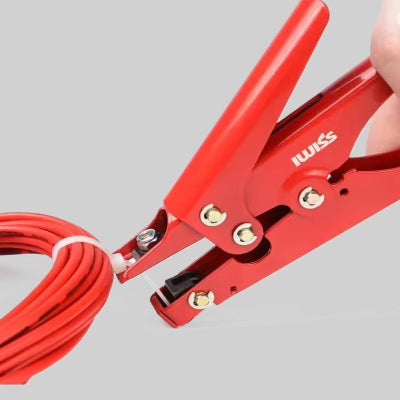 pince à sertir et collier