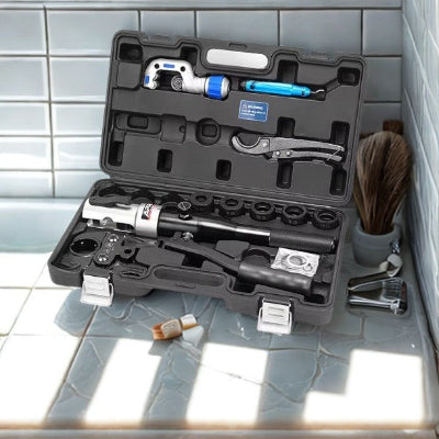 pince a sertir multicouche dans sa boite