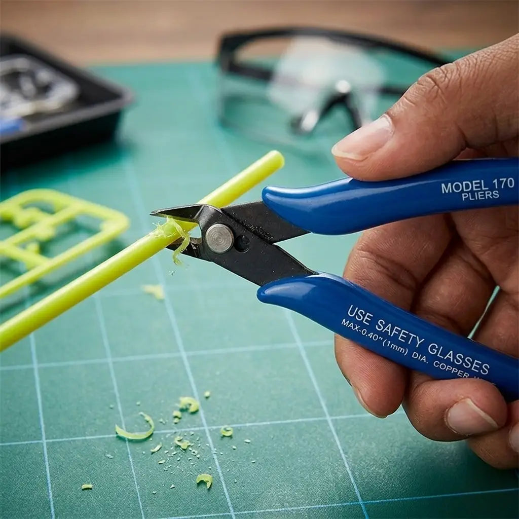 pince coupe metal et plastique