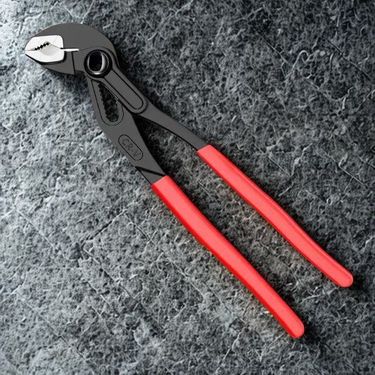 pince pour plomberie