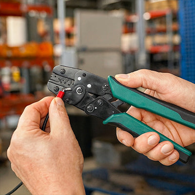 serrage cosse avec pince a sertir