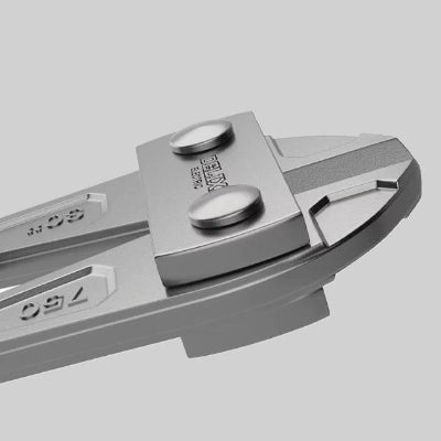 tête de la pince monseigneur