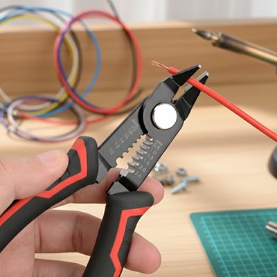 vue plongeante pince a denuder